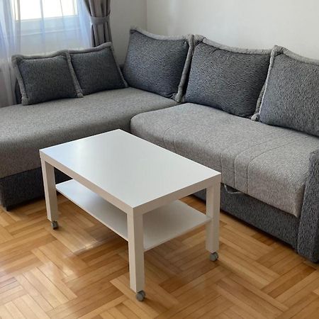 Apartman Senjak ปิโรต์ ภายนอก รูปภาพ